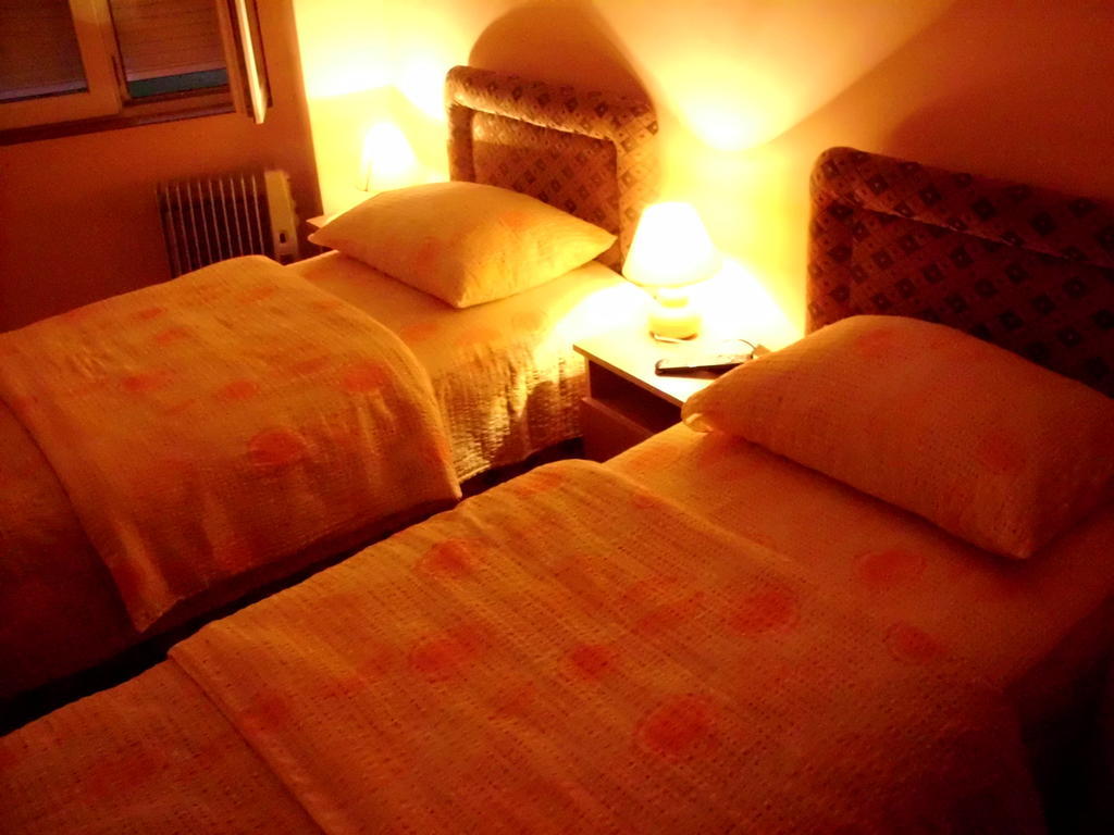 Apartments Bokan Cetinje Zimmer foto